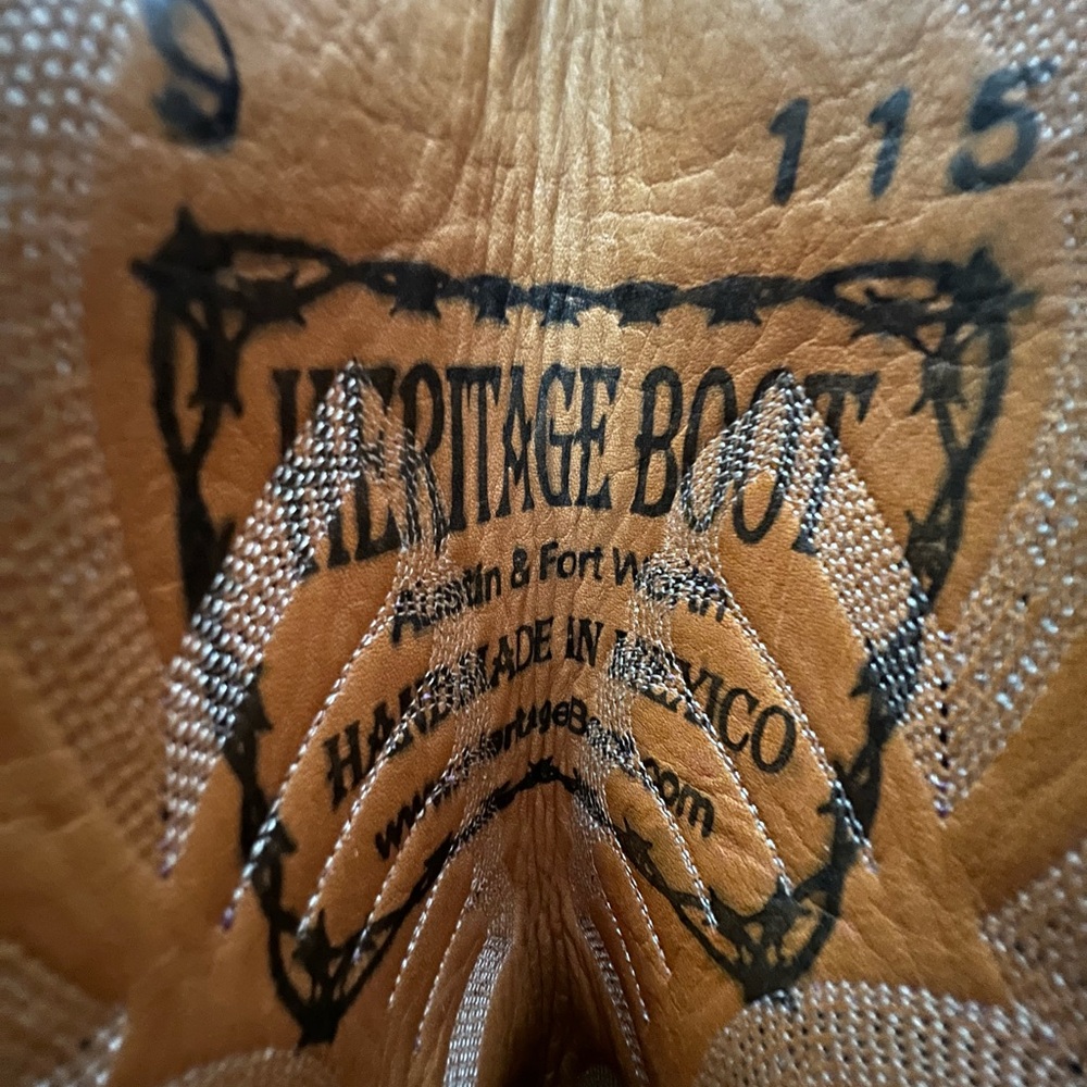Heritage Boot Co. Leather Embroidered Boots EUC 2255 - Picture 4 of 5